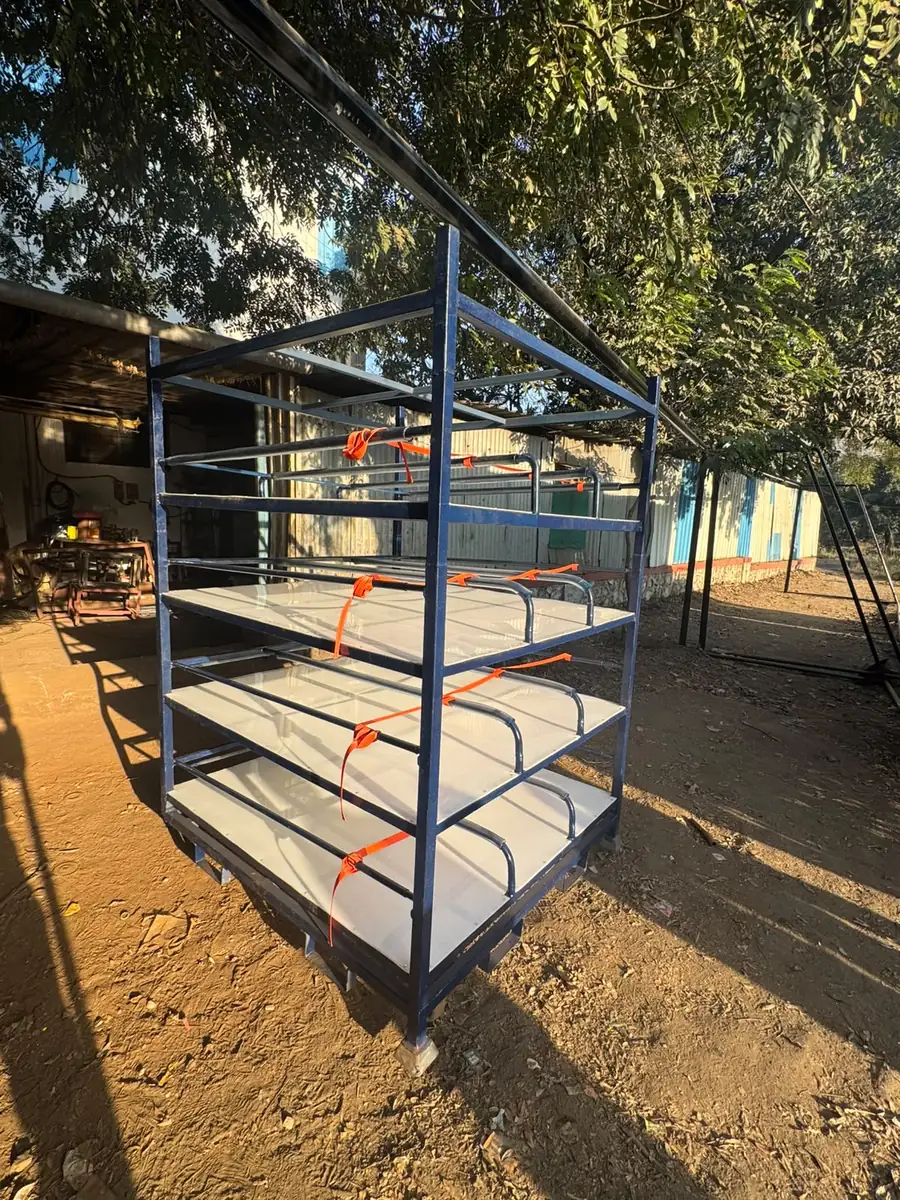 Tray trolleys in batch production at the Ambad works
